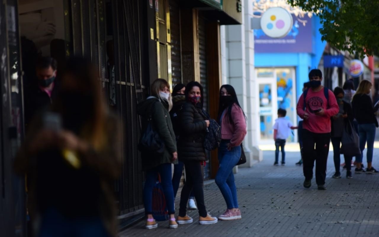 La Plata cumple 60 días de cuarentena y el ritmo en la calle es cada vez más intenso
