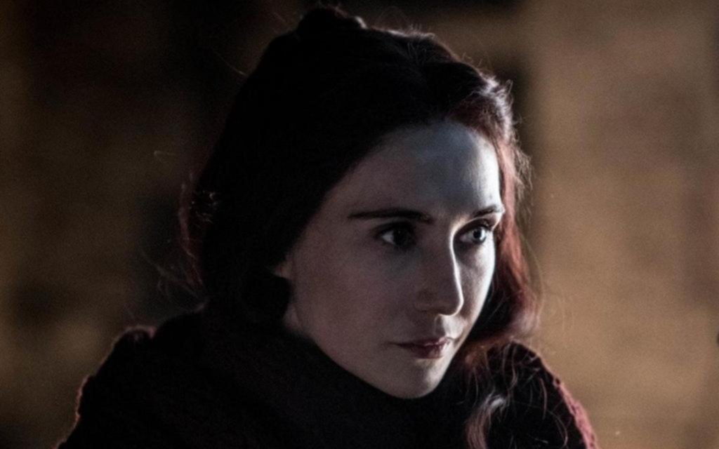 Para Melisandre, el final de “Juego de tronos” estuvo “bien” y criticó a los fans