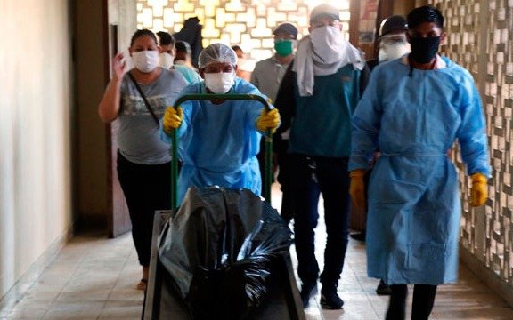 Perú superó los 100 mil contagios y los 3 mil fallecidos
