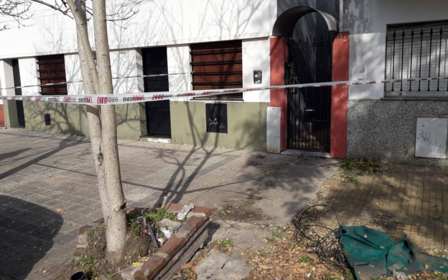 Murió la jubilada herida en la explosión por gas en Parque Saavedra