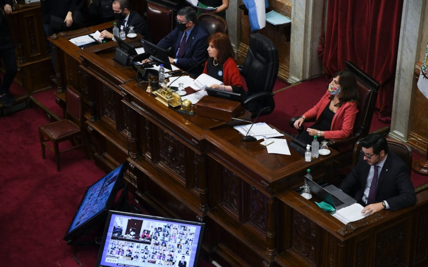 El Senado aprobó las primeras tres leyes a distancia en medio de la pandemia