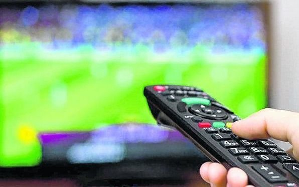 El fútbol por TV para ver en el feriado: horarios, ligas y detalles