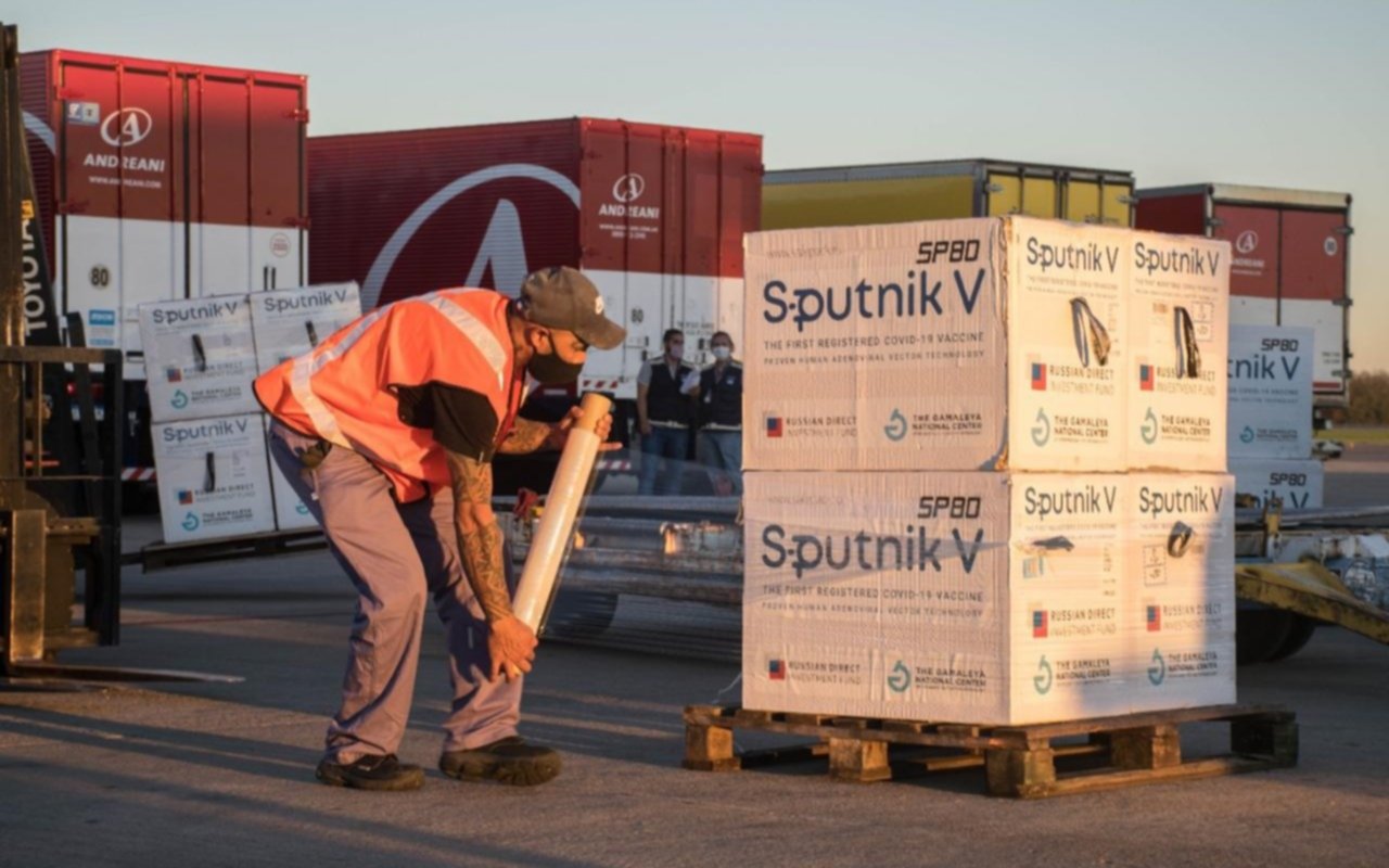 Comenzó distribución de 650 mil dosis de Sputnik V