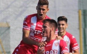 Unión ingresó a zona de clasificación y definirá sus posibilidades en el clásico ante Colón