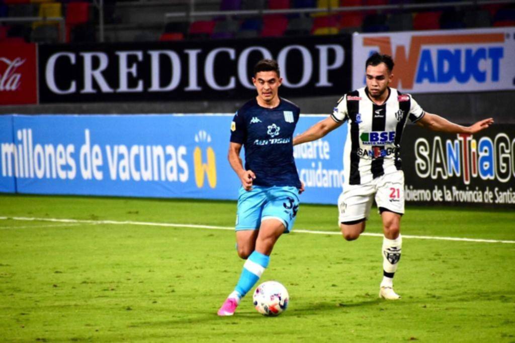 Racing cayó en Santiago y deberá derrotar al Ciclón para ser finalista