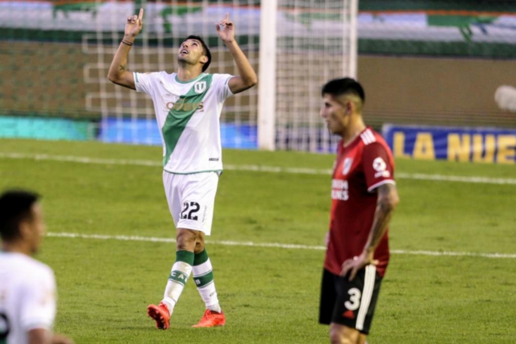 A River las buenas noticias le llegaron desde Santiago