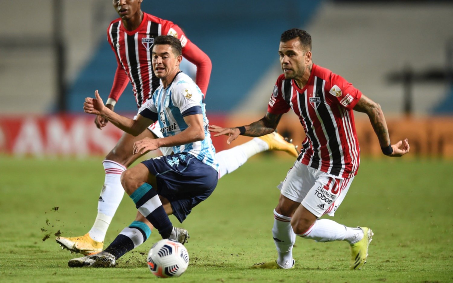 Copa Libertadores: Racing mostró una buena imagen y empató 0-0 ante el San Pablo