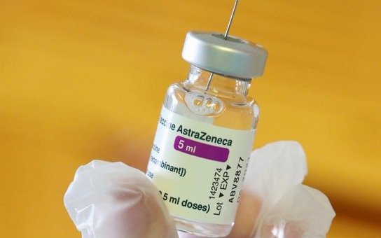 Noruega renunció definitivamente a la vacuna de AstraZeneca y suspendió la de Johnson&Johnson