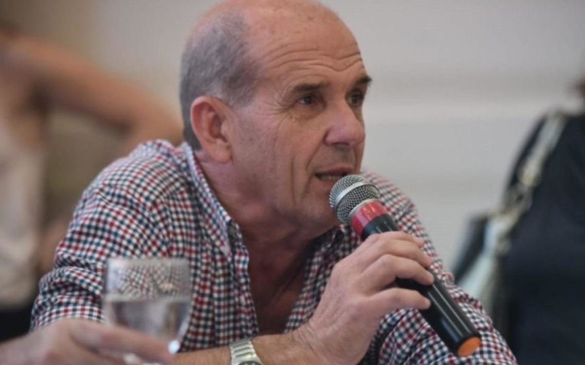 “Tenemos que ir por la regulación de granos y la carne, aunque no les guste a los gorilas”