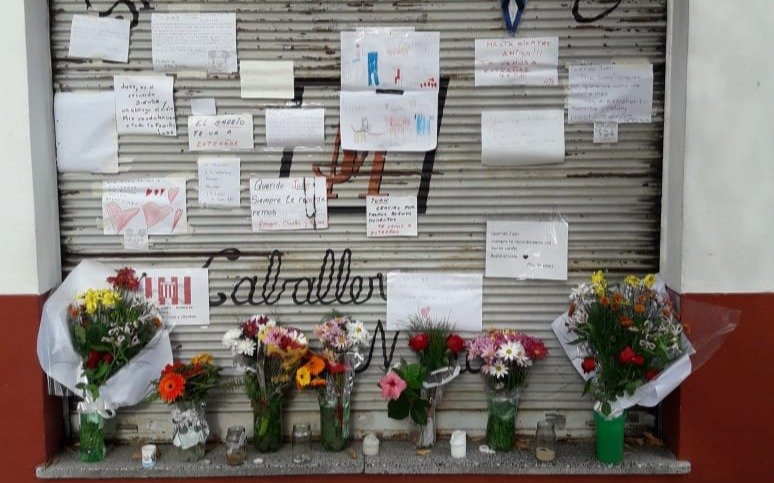 Conmoción en 12 y 33 por la muerte del peluquero del barrio por COVID: "Hasta siempre Juan"