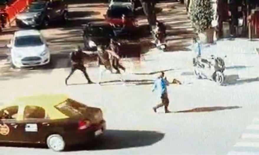 Llevan a juicio al psiquiatra del hombre que mató a un policía en medio de un brote