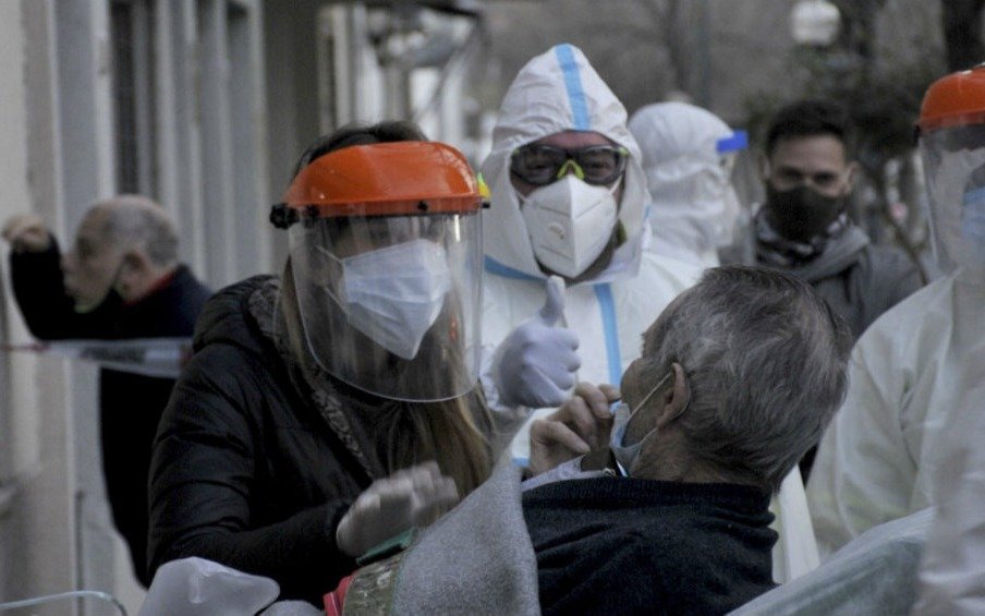 Nuevo récord: la Argentina registró casi 40 mil casos de COVID en las últimas 24 horas