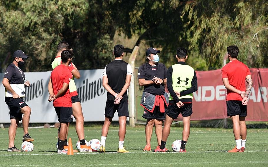 El Ruso Zielinski tiene una baja en su cuerpo técnico