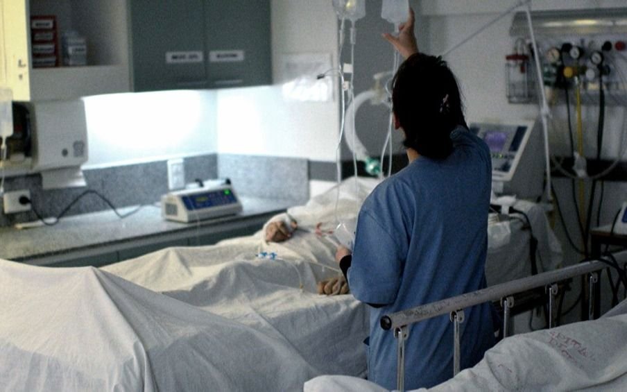 Sigue subiendo la ocupación de camas de terapia intensiva