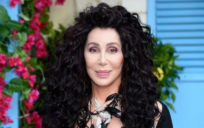 Cher celebró su cumpleaños 75 y anunció que tendrá una biopic