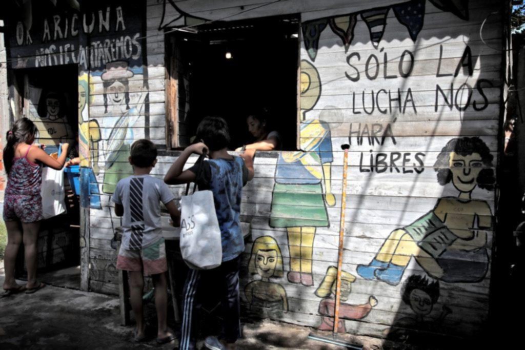 En Romero y en Tolosa están bajo tensión por varios ataques un centro formativo y un comedor