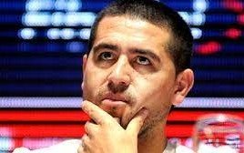 El delantero del fútbol europeo al que Riquelme le ofreció sumarse a Boca
