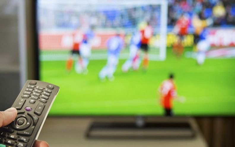 Los 10 partidazos que podrás ver en tu televisor este finde