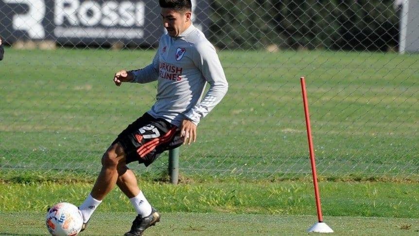 Alerta en River: Fontana abandonó la práctica con síntomas de coronavirus