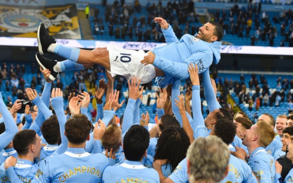 El Kun Agüero se despidió de la Premier League rompiendo un nuevo récord: emotivo homenaje del Manchester City