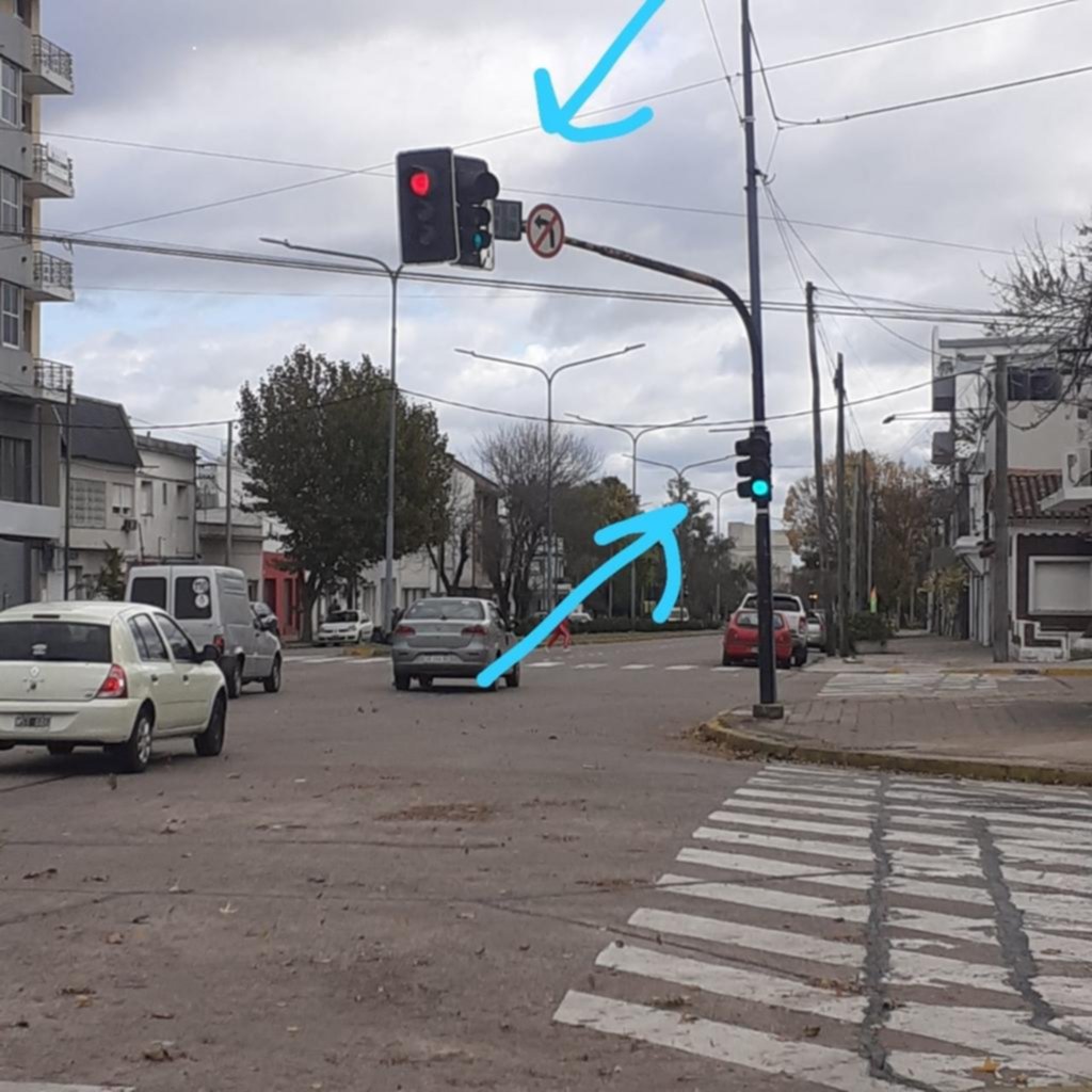 El viento corrió los semáforos de diagonal 73 y 23