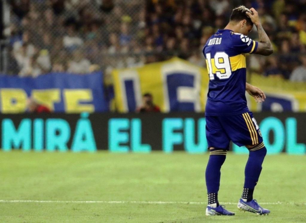Mauro Zárate anunció que se va de Boca