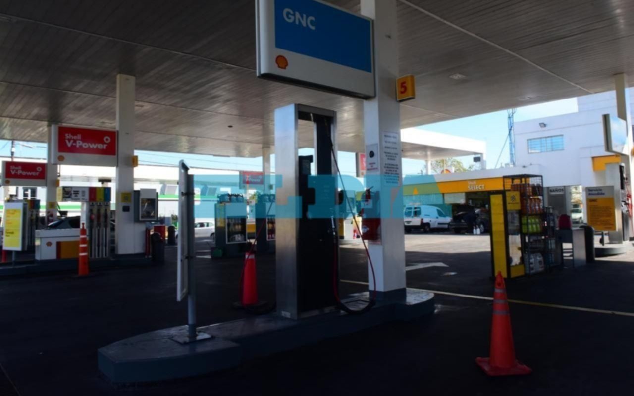 Suspenden la venta de GNC y es imposible cargar en La Plata