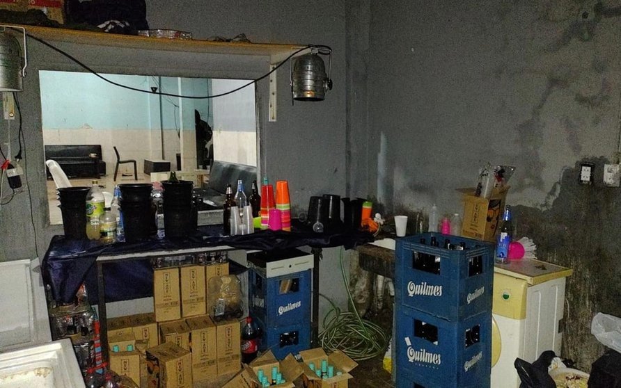 Festejó su cumpleaños en la Villa 1-11-14 con más de 140 invitados: lo detuvieron