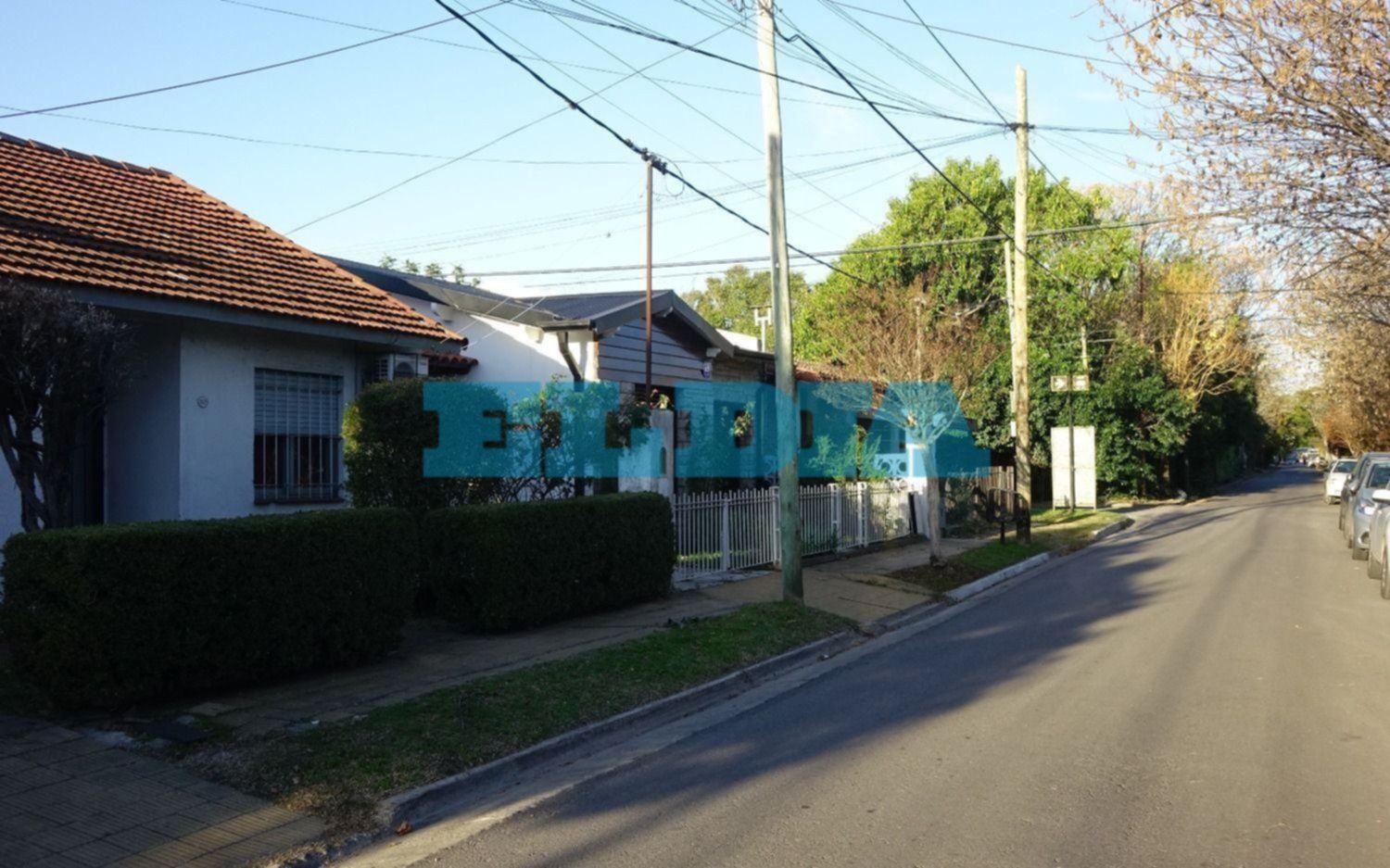 Gonnet: una jubilada de 87 años sufrió una entradera cuando sacaba la basura