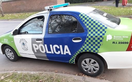 Vecinos casi linchan a hombre que quería robar cables