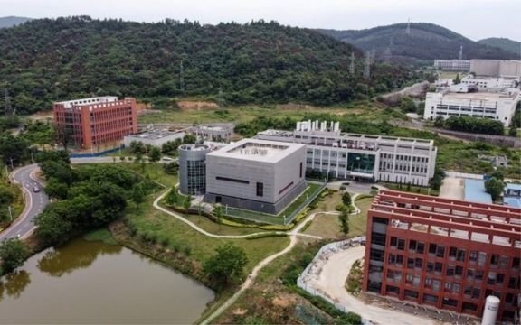 China arremete contra la investigación de inteligencia de EE UU sobre el origen del virus
