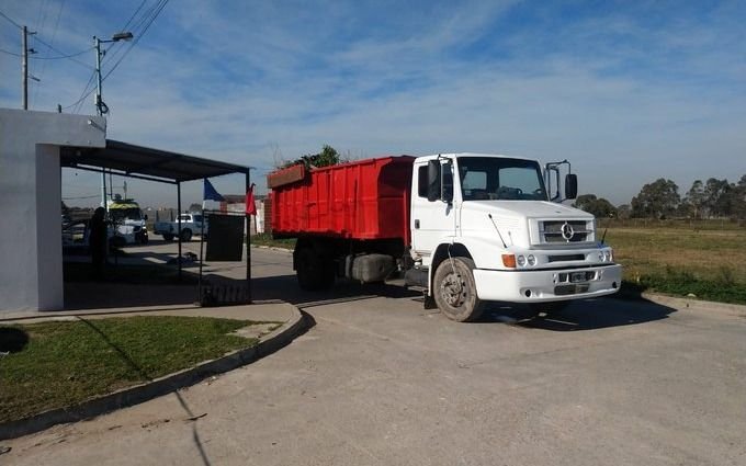 Cooperativista se resbaló del estribo del camión y murió aplastado
