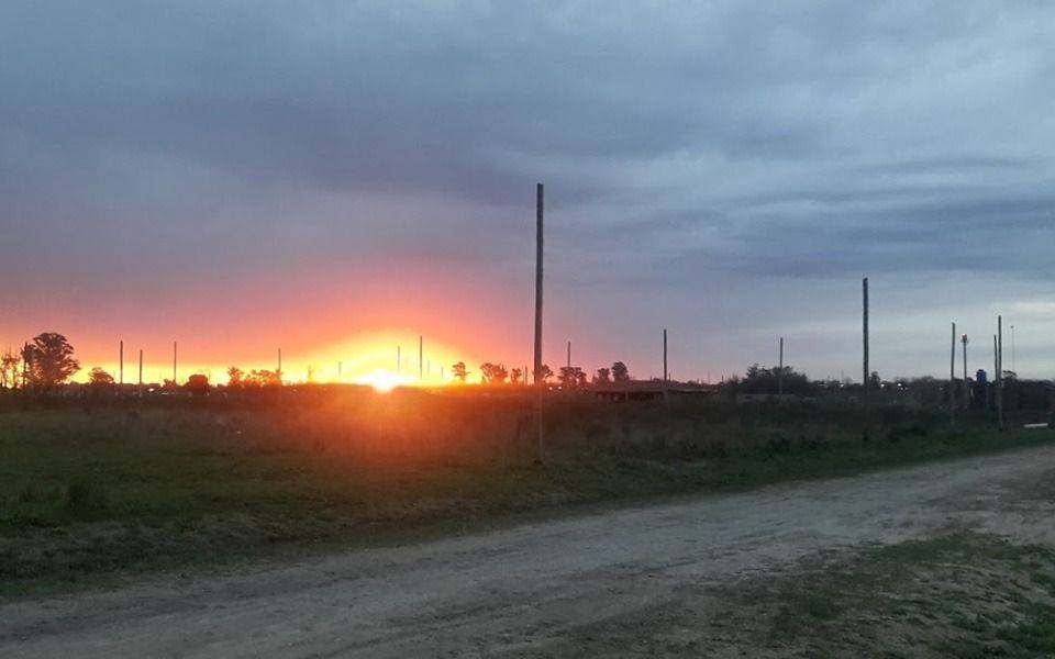 En Altos del Plata reclaman para poder tener servicios 