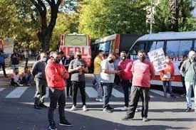 Entregarán un subsidio de $55 mil a los salones de fiestas y transportes escolares