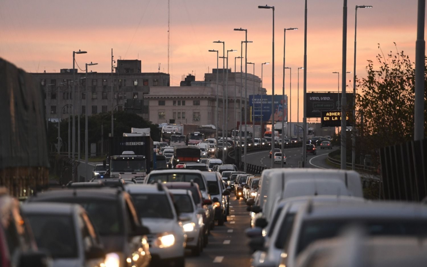 Otra jornada de caos y demoras en los accesos a CABA