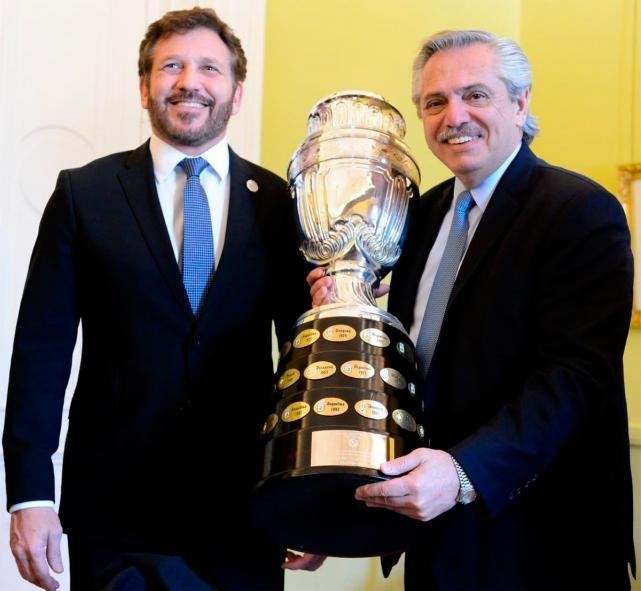¿Vale la pena organizar toda la Copa en semejante contexto?