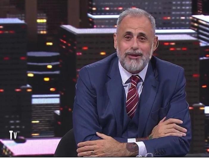 “Me dieron una Ferrari y la choqué”: el público le dio la espalda y Rial renunció a “TV Nostra”