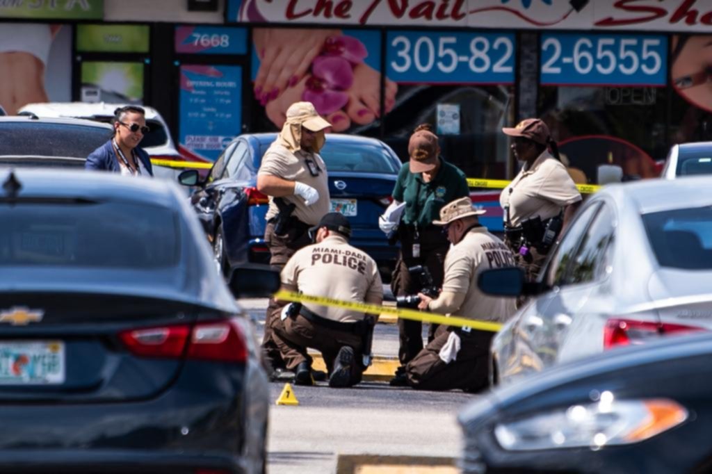 Tiros a la salida de un concierto en Miami: 2 muertos y 20 heridos