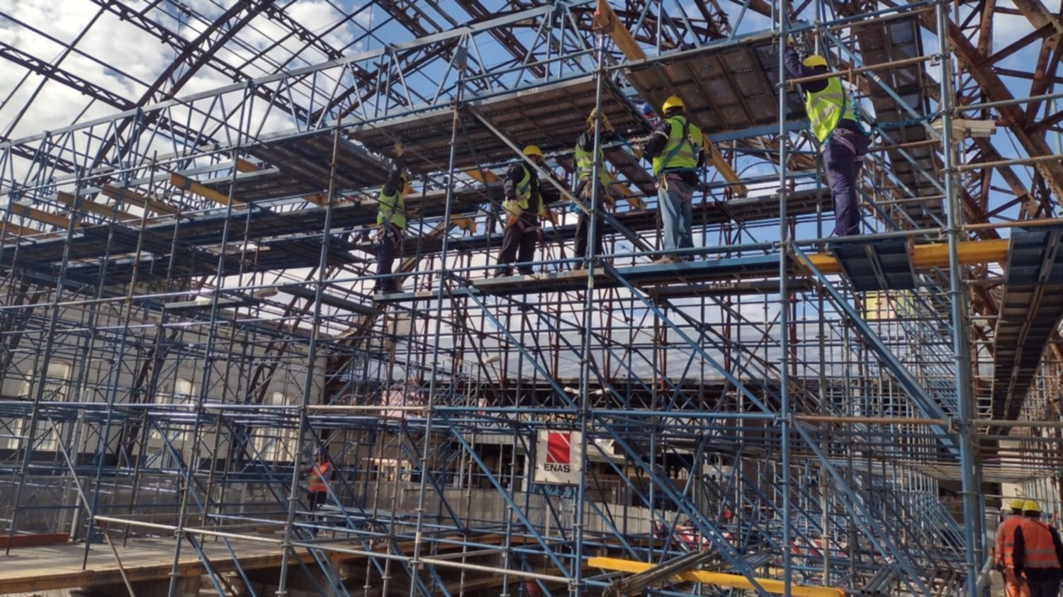 Arrancó la obra de construcción del techo de la estación de trenes de La Plata