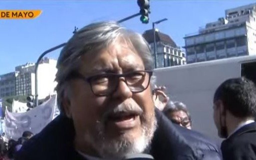 Chino Navarro en el acto a favor del Gobierno: "Es una vergüenza la cantidad de pobres que tenemos"