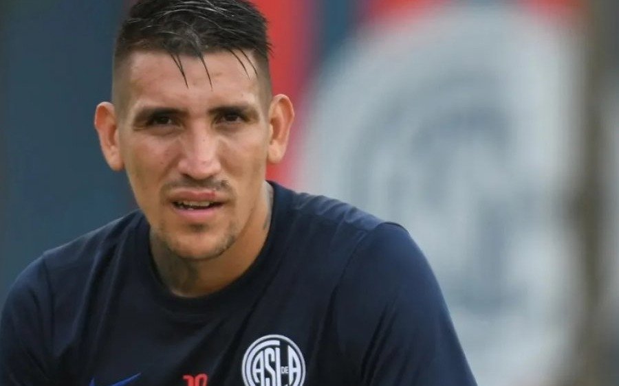 Otra vez y van...problemas entre Ricky Centurión y San Lorenzo