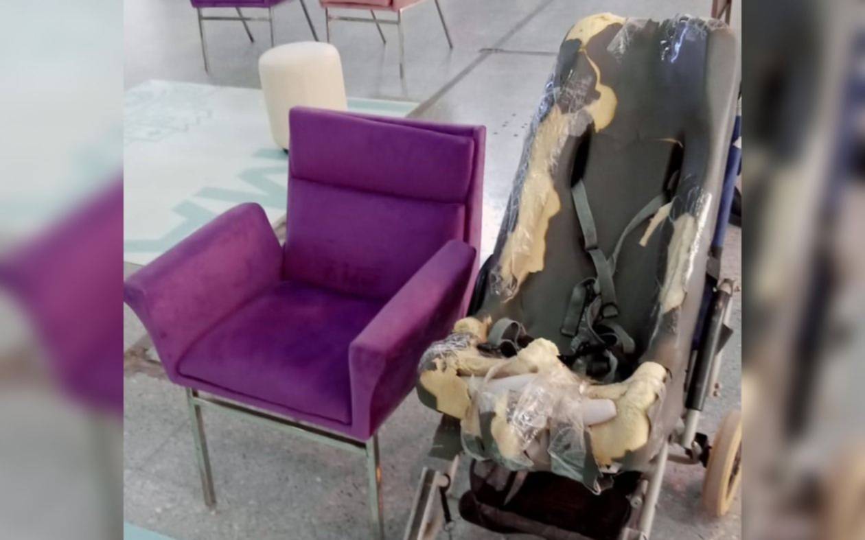 Fue a IOMA por una silla ortopédica para su hija y estalló con el mobiliario nuevo