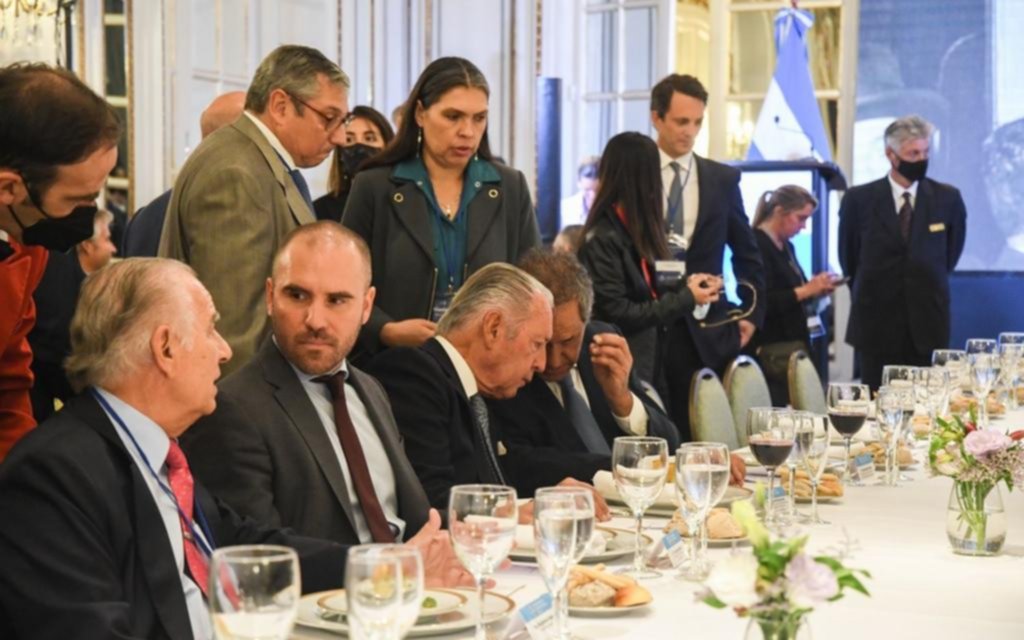Guzmán, sin cambio de rumbo y un mensaje a la interna del Gobierno