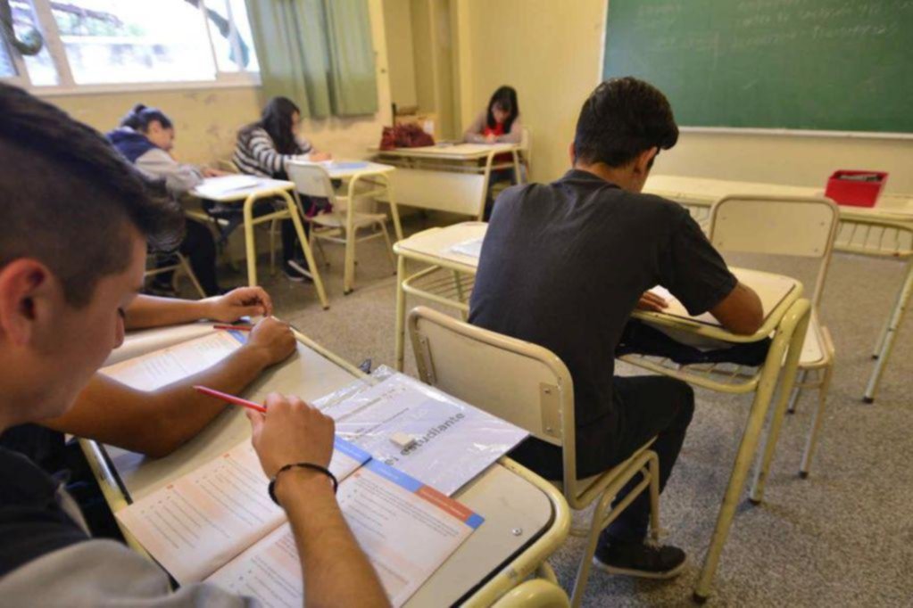 Previas para todos: en Formosa pueden pasar de año debiendo hasta 19 materias