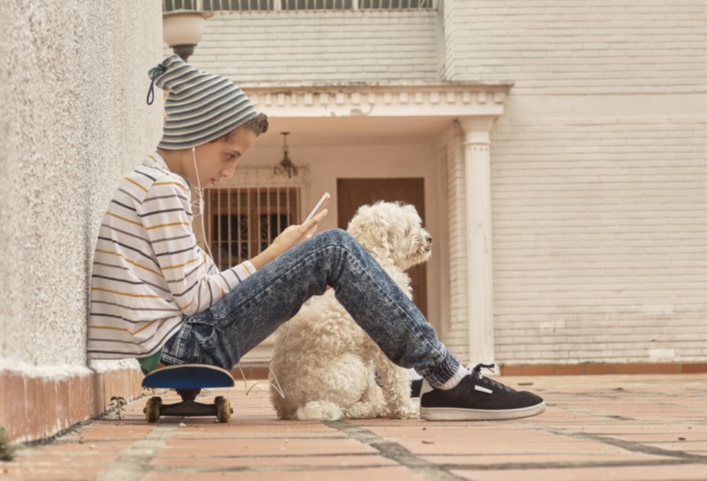 Los chicos y el celular: reglas claras para que el uso no se vuelta un abuso