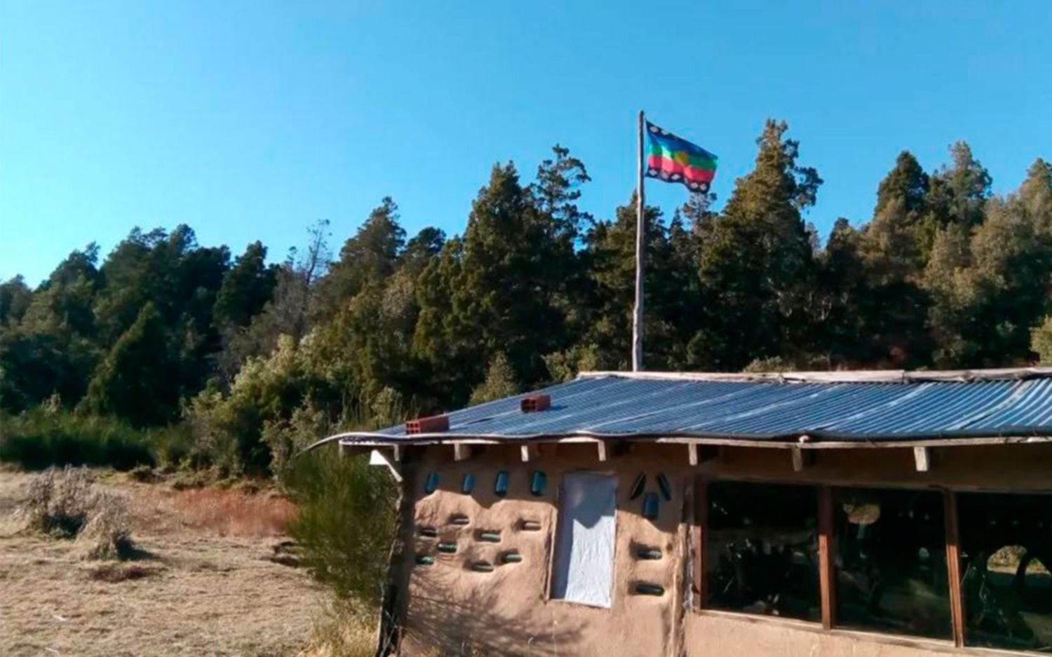 El Ejército va a la Corte tras el fallo que ordena entregar 180 hectáreas a comunidad mapuche