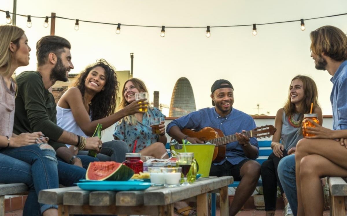 Cuánto amigos se necesitan verdaderamente en la vida adulta