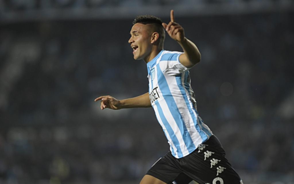 La Academia goleó y pasó a semifinales sin transpirar