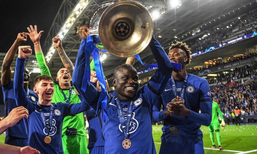 La Champions League pasa de 32 a 36 equipos