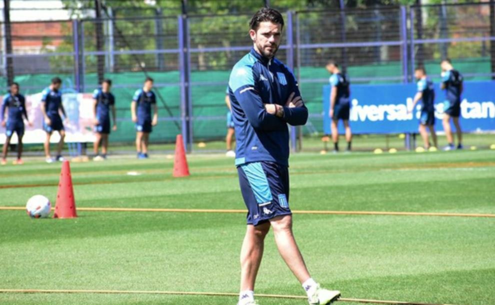 Fernando Gago, entre la duda de repetir el equipo o no